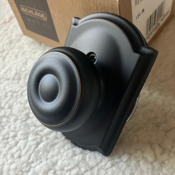 Georgian Aged Bronze Dummy Door Knob With Camelot Trim | Schlage Universal Cam - Picture 3 of 4